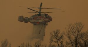 S. Korea Wildfire Crisis: Choppers and Troops Deployed South Korea Wildfire Crisis: Choppers and Troops Deployed