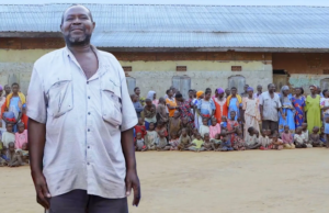 Extraordinary Life of a man with 102 Kids: The Story of Musa Hasahya Kasera Extraordinary Life of a man with 102 Kids: The Story of Musa Hasahya Kasera