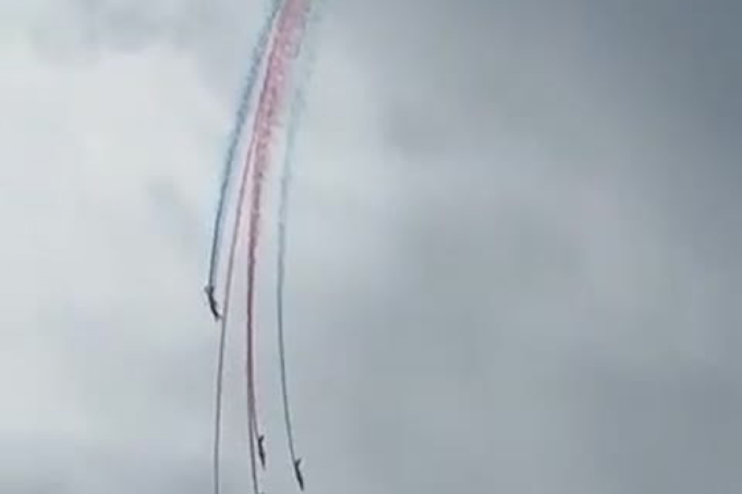 Tragic Collision: 2 French Air Force Jets Crash Mid-Air During Stunt Rehearsal Tragic Collision: 2 French Air Force Jets Crash Mid-Air During Stunt Rehearsal