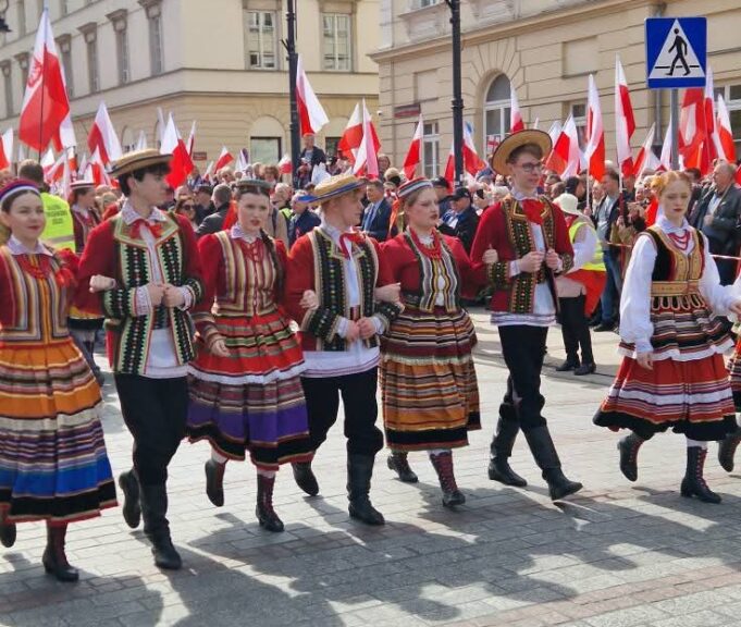 Poland Celebrates 1000 Years of Royal Heritage Amid Political Campaigning Poland Celebrates 1000 Years of Royal Heritage Amid Political Campaigning