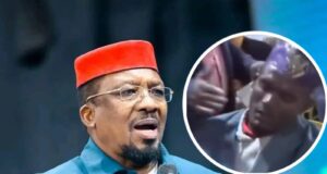 (Watch) Kenya Pastor in Trouble for Slapping Congregant in Church (Watch) Kenya Pastor in Trouble for Slapping Congregant