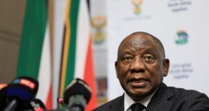49 White South Africans in US “Are Not Refugees,” Ramaphosa tells Trump 49 White South Africans in US "Are Not Refugees," Ramaphosa tells Trump