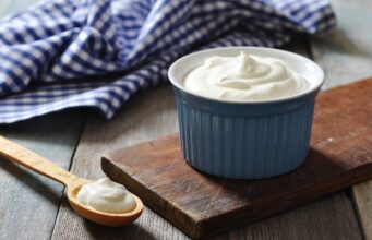 How to Make Yoghurt at Home