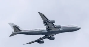 Trump Faces Scrutiny Over Reported Plans to Use Qatari Jet as Temporary Air Force One