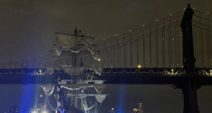 Mexican Navy Ship collides with the Brooklyn Bridge, killing two sailors Mexican Navy collides with the Brooklyn Bridge, killing two sailors