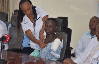 Kenyan Surgeons Perform the World’s First Transhumeral TSR Surgery Kenyan Surgeons Perform the World’s First Transhumeral TSR Surgery