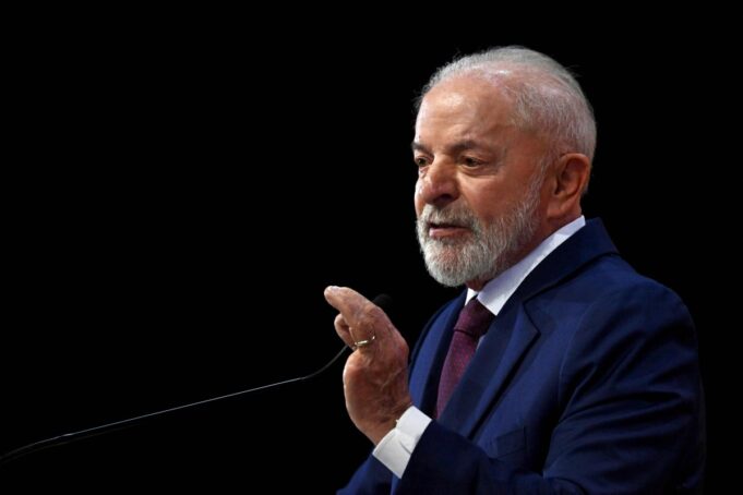 Lula Criticizes US Sanctions on Brazilian Judges in Bolsonaro Case