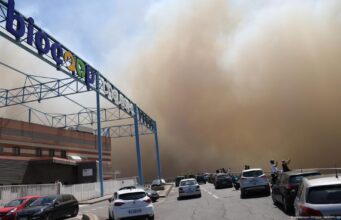 France: Significant Wildfire Near Marseille Closes Airport France: Significant Wildfire Near Marseille Closes Airport