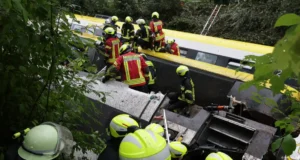 Train derails, killing 3 and injuring 50 in Germany Train derails, killing 3 and injuring 50 in Germany