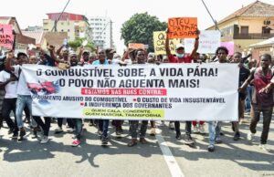 Four killed, hundreds arrested in Angola fuel hike protests Four killed, hundreds arrested in Angola fuel hike protests