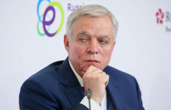 Top Russian Oil Executive Found Dead After Falling from Moscow Window Top Russian Oil Executive Found Dead After Falling from Moscow Window