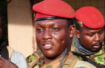 Niger Soldiers Killed in Fierce Jihadist Attacks Near Burkina Faso Border 10 soldiers killed, 15 injured in two separate attacks near Burkina Faso border. Assaults took place in Bouloundjounga and Samira areas, Gotheye department. 41 attackers also killed during fierce gun battles. Samira hosts Niger’s only large-scale gold mine. Security tightened as jihadist threats persist in the volatile tri-border zone. Twin Attacks Leave Soldiers Dead Niger’s government has confirmed the deaths of ten soldiers and fifteen others injured following coordinated attacks by suspected jihadist fighters near its western border with Burkina Faso. The ambushes occurred on Thursday in Bouloundjounga and Samira, both in Gotheye—a hotspot for extremist violence. Heavy Clashes with Dozens Killed According to Defence Minister General Salifou Modi, the attacks were launched by “several hundred mercenaries” and happened at the same time. Addressing the public on national TV, he noted that Nigerien troops fought back strongly, killing 41 attackers. “On the enemy side, 41 mercenaries were neutralised,” said General Modi. Strategic Region Under Threat The two villages lie within the tri-border zone connecting Mali, Burkina Faso, and Niger, a region where terror groups affiliated with ISIS and Al-Qaeda have caused unrest for years. Despite increased military efforts, these groups continue to exploit the porous borders and local tensions. Samira Mine in the Crosshairs Samira village, one of the targets, is also home to Niger’s only industrial gold mine. The site has faced repeated threats. In May 2025, eight workers were killed when a roadside bomb hit their vehicle, an attack blamed on jihadist militants. Government Response and Rising Tensions Since the military junta took power in July 2023, Niger has stepped up security patrols, especially in western regions. But the government admits the situation remains fragile. Authorities say they are working to tighten protection around key economic assets like the Samira mine and improve the country’s overall counterterrorism strategy.