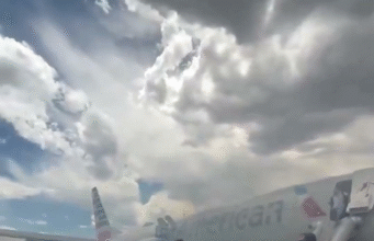 One injured after DIA passengers evacuated from American Airlines flight One injured after DIA passengers evacuated from American Airlines flight