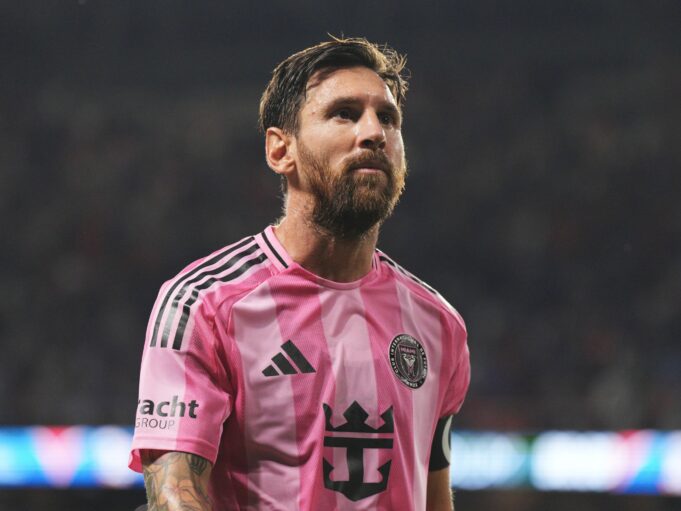 Messi Overtakes Ronaldo in Stunning Goal Record—Without Penalties Messi Overtakes Ronaldo in Stunning Goal Record—Without Penalties