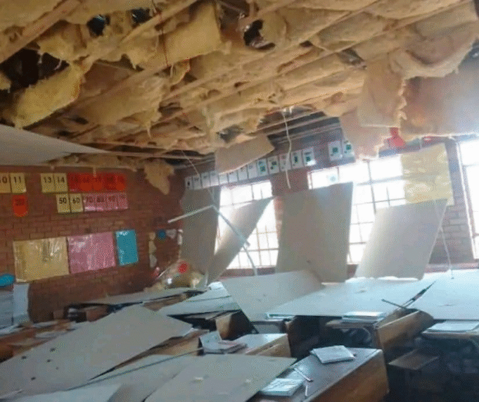 Ceiling collapse at Limpopo school injures 20 pupils Ceiling collapse at Limpopo school injures 20 pupils