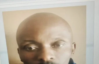 Inmate ‘kills’ two cops, flees in police car after attending court case in south Africa Inmate ‘kills’ two cops, flees in police car after attending court case in south Africa