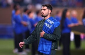 Chelsea Players Donate Club World Cup Bonus to Honor Fallen Stars Chelsea Players Donate Club World Cup Bonus to Honor Fallen Stars