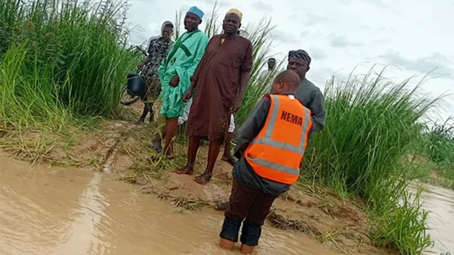 40 missing, 10 rescued as boat capsizes in Nigeria