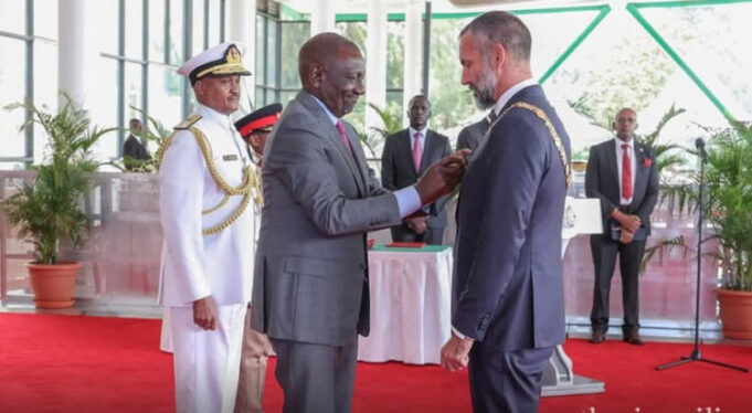 Aga Khan V awarded Kenya’s highest civilian honor Aga Khan V awarded Kenya’s highest civilian honor