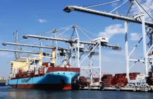 Trump extends China tariff deadline by 90 days Trump extends China tariff deadline by 90 days