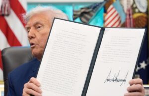 Trump signs executive order supporting proposed deal to put TikTok under US ownership Trump signs executive order supporting proposed deal to put TikTok under US ownership