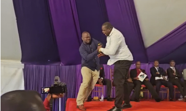 Kisii MPs Japheth Nyakundi, Anthony Kibagendi Exchange Blows following heated remarks about President William Ruto