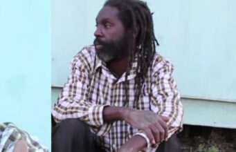 Former Househelps of Kawangware Star Onyi Now Battling Hard Times Onyi, former Househelps of Kawangware star, is struggling with poverty.