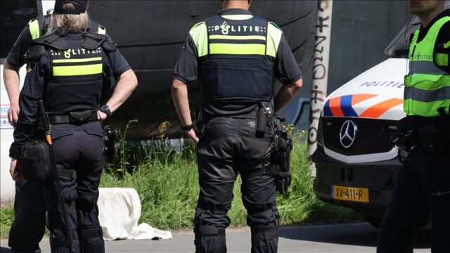 9 mosques in Netherlands get hate letters smeared with suspected blood