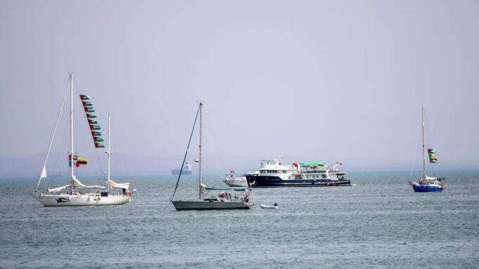Activists: Israel stops Gaza flotilla boats Activists: Israel stops Gaza flotilla boats
