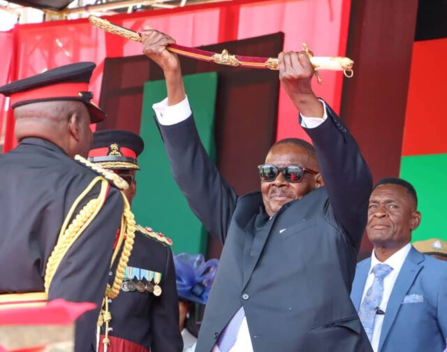 Peter Mutharika, 85 sworn in as Malawi’s 7th President, amid reports Chakwera has been barred from ceremony