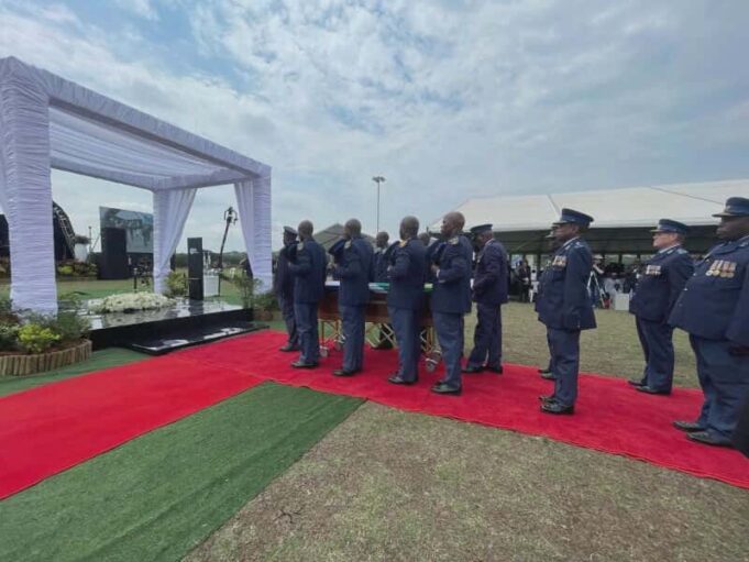 WATCH: People scrambling for food at late south African ambassador funeral WATCH: People scrambling for food at late south African ambassador funeral