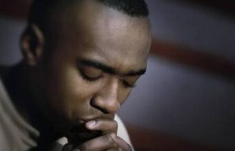 Heartbroken Tanzanian Man Turns to Collecting Plastic Bottles After Lover Leaves Him Heartbroken Tanzanian Man Turns to Collecting Plastic Bottles After Lover Leaves Him