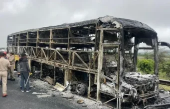 25 Dead in India After Bus Catches Fire After Crash 25 Dead in India After Bus Catches Fire After Crash