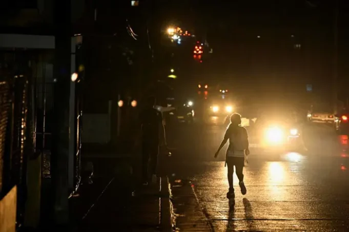 Cuba battles ongoing blackouts as fuel deliveries from Venezuela and Mexico dwindle Cuba battles ongoing blackouts as fuel deliveries from Venezuela and Mexico dwindle