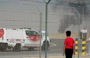 Indian fighter jet crashes during a demonstration flight at Dubai Air Show, killing the pilot Indian fighter jet crashes during a demonstration flight at Dubai Air Show, killing the pilot