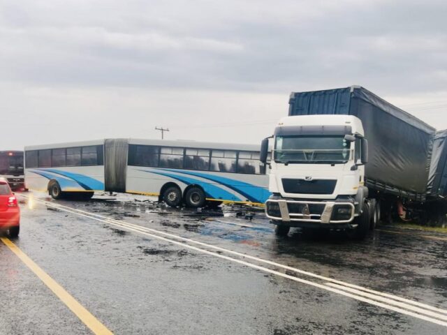 Bloemfontein bus crash leaves 10 dead