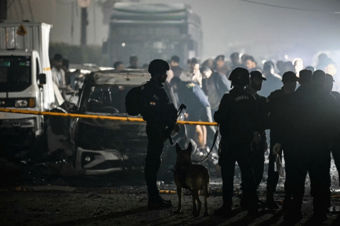 Deadly car blast near Delhi’s Red Fort kills eight, injures 19 Deadly car blast near Delhi’s Red Fort kills eight, injures 19