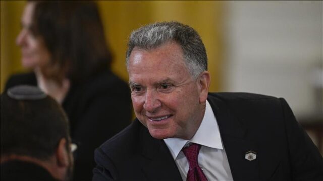 U.S. official says Trump’s Ukraine plan would give Russia some territory