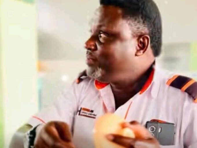 Meet ENA Coach’s Madilu System’ Driver Who Is Currently Gaining Massive Followers Online With His Unique Admirable Rhumba Style & Love Photo Courtesy