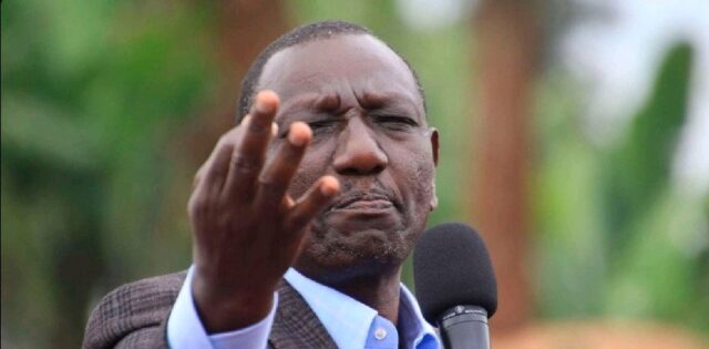 1767054188738 "Mtu Asikuje Hapa Na Sura Mzuri Ama Kitambi" President Ruto Roars Trashes Kalonzo & Matiang'i in Homabay