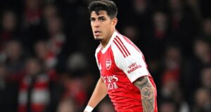 Arsenal Beat Brentford 2-0 to Stay Five Points Clear at the Top Arsenal Beat Brentford 2-0 to Stay Five Points Clear at the Top