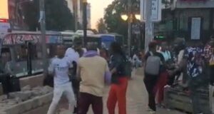 Chaos Erupts in Nairobi CBD as Kenyan Man Exchange Serious Blows with a Matatu Conductor For Seducing His Girlfriend & Demanding for Her Mobile Number Chaos Erupts in Nairobi CBD as Kenyan Man Exchange Serious Blows with a Matatu Conductor For Seducing His Girlfriend & Demanding for Her Mobile Number