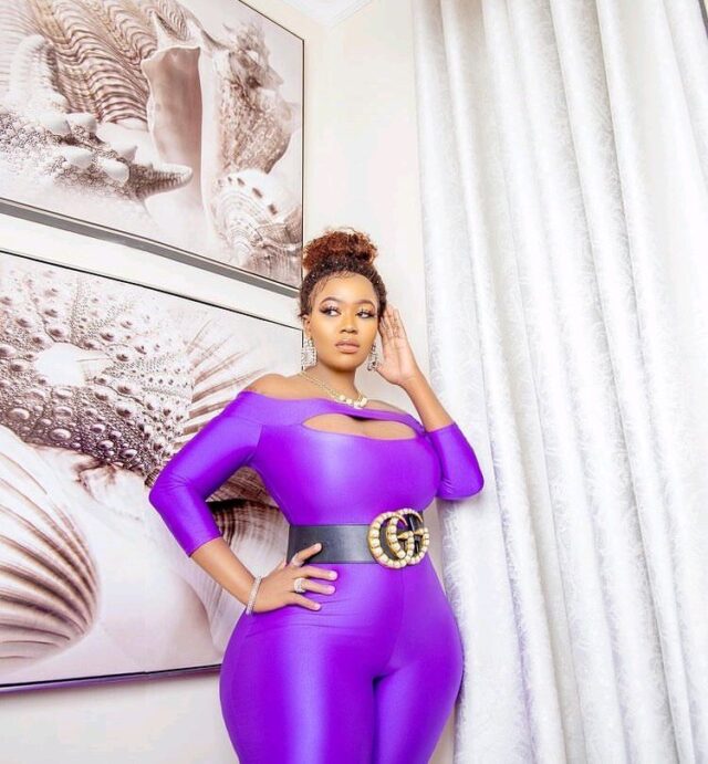 “Nitalala Kwa Gari” Kenya Famous Socialite Vera Sidika Leaked Private Chats Leaves Kenyans Questioning Her Wealthy Online Lifestyle “Nitalala Kwa Gari” Kenya Famous Socialite Vera Sidika Leaked Private Chats Leaves Kenyans Questioning Her Wealthy Online Lifestyle