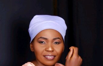 Kenyans Calls Out Karangu Maraya’s Ex-wife Triza Njeri for Call herself “Queen of Single Mums” Kenyans Calls Out Karangu Maraya's Ex-wife Triza Njeri for Call herself “Queen of Single Mums”