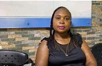 Woman Demands Sh400,000 Compensation After Allegedly Being Served Acid Instead of Water in Mombasa Club Woman Demands Sh400,000 Compensation After Allegedly Being Served Acid Instead of Water in Mombasa Club