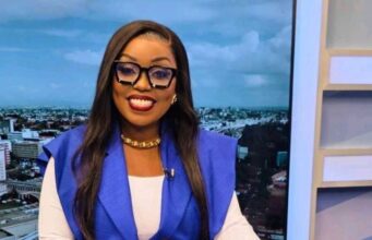 “Msichana Mwenye Heshima Zake” – Kenyans Applaud Fridah Mwaka for Rejecting Politicians’ Lavish Gifts “Msichana Mwenye Heshima Zake” – Kenyans Applaud Fridah Mwaka for Rejecting Politicians’ Lavish Gifts