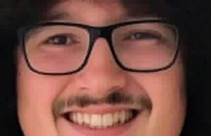 Viral Fan Reacts After Man United Beat Spurs, Keeps Hair Uncut Until 5 Straight Wins Viral Fan Reacts After Man United Beat Spurs, Keeps Hair Uncut Until 5 Straight Wins