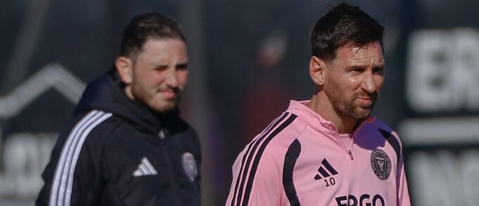 Lionel Messi cleared to play in Inter Miami’s MLS opener at LAFC Lionel Messi cleared to play in Inter Miami’s MLS opener at LAFC