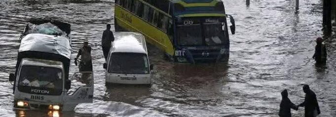 Flood Chaos in Nairobi: CBD Streets Submerged After Torrential Rains flood chaos