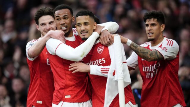 All Goals by Corner Ball: Arsenal Trembles in a 2-1 Win over Chelsea All Goals by Corner Ball: Arsenal Trembles in a 2-1 Win over Chelsea